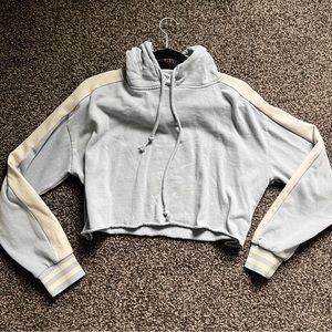 Cropped hoodie